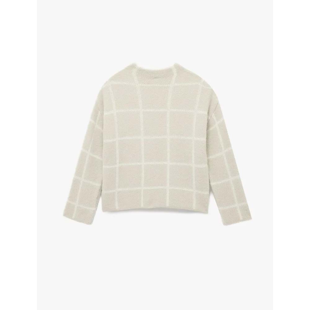 Kadın Giyim Uzun Kollu Dik Yaka Kareli Triko Peluş Kazak - KOTON - 6WAK90073HT - EKRU EKOSE - M