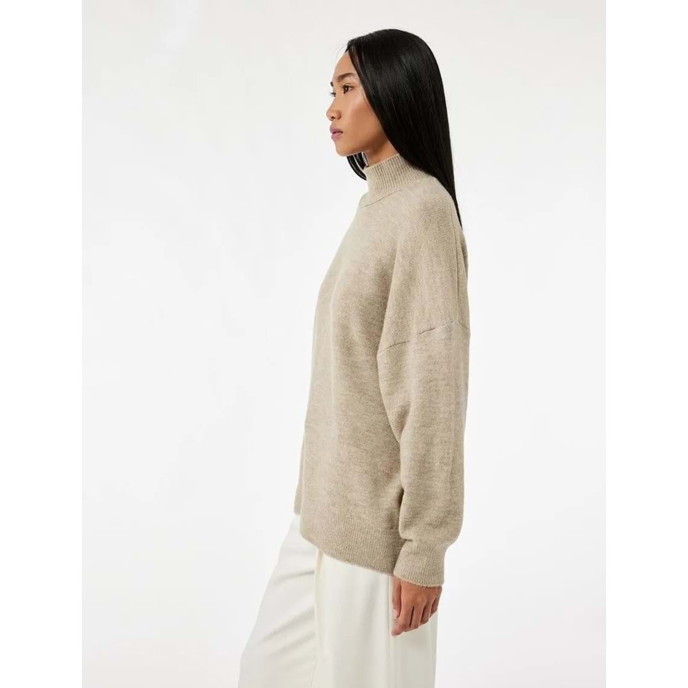 Kadın Giyim Oversize Uzun Kollu Dik Yaka Triko Kazak - KOTON - 6WAK90167HT - VİZON - XS