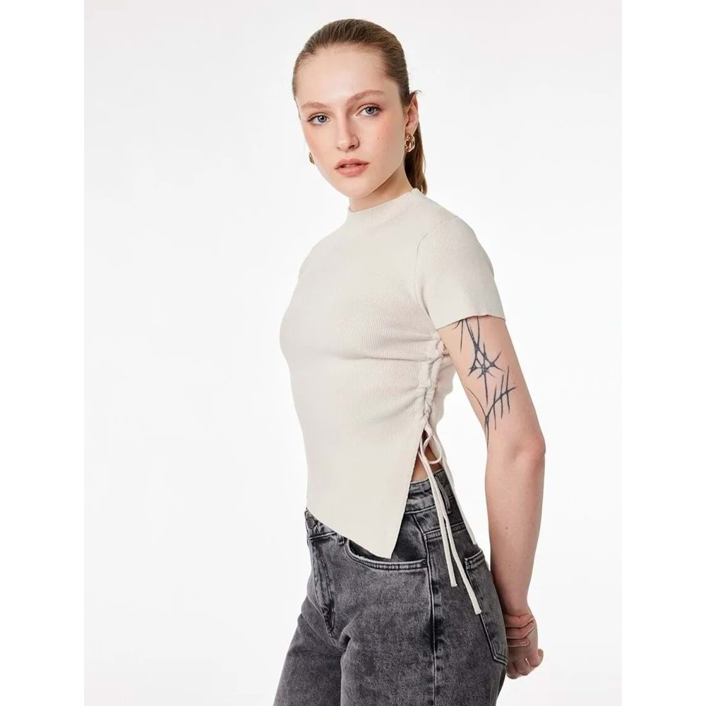 Kadın Giyim Asimetrik Kesim Kısa Kollu Bisiklet Yaka Büzgülü Triko Tişört - KOTON - 6WAK90617HT - BEJ - L
