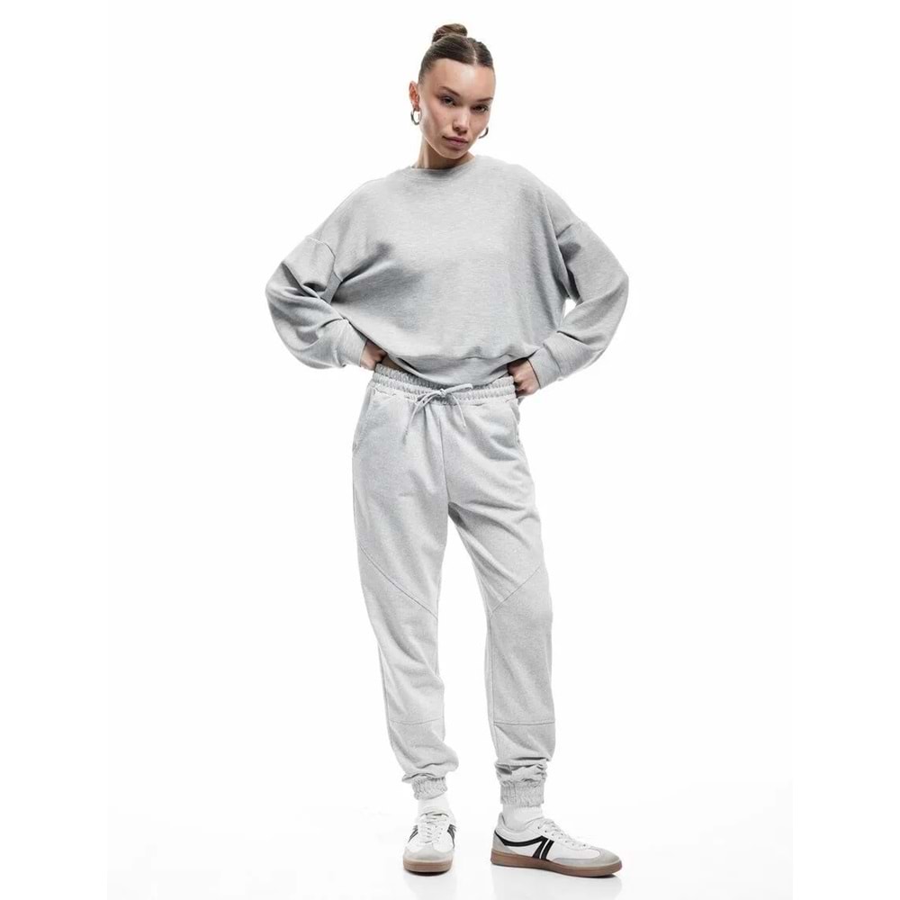 Kadın Giyim Şardonlu Dikiş Detaylı Beli Bağcıklı Cepli Rahat Kalıp Jogger Eşofman Altı - KOTON - 6WAL40023IK - GRİ - XS