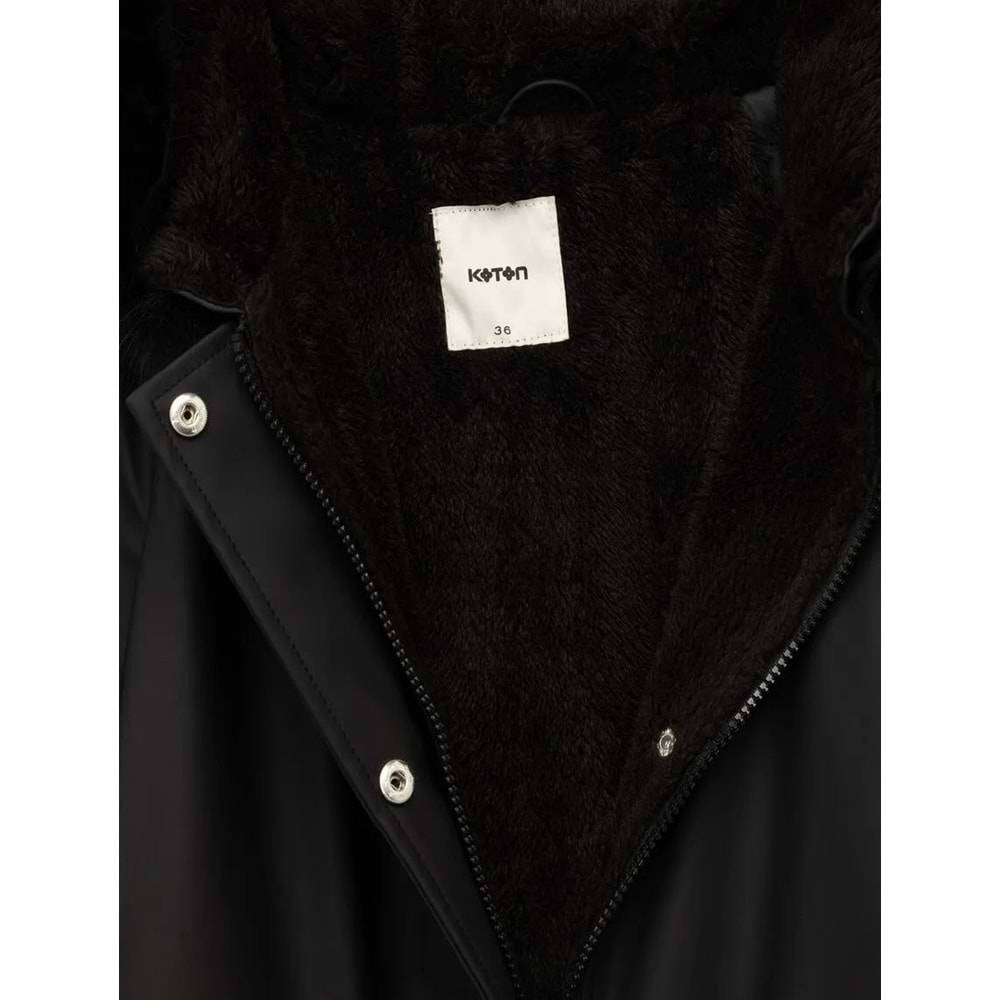 Kadın Giyim Polar Astarlı Cepli Çıkarılabilir Suni Kürk Aksesuar Detaylı Kapüşonlu Anorak Mont - KOTON - 6WAK00013EW - SİYAH - 34