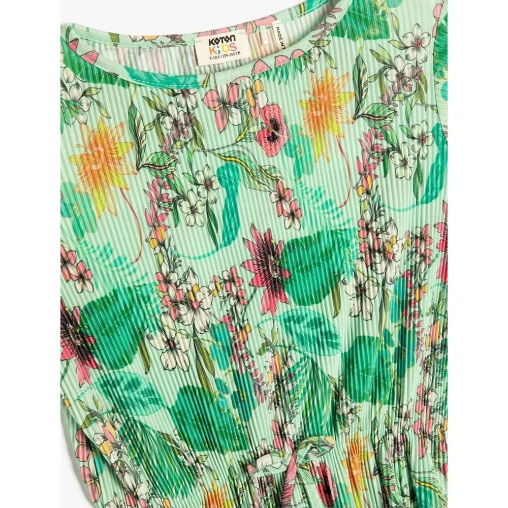 Kız Çocuk Çiçekli Tişört Beli Bağlamalı Kısa Kollu Yuvarlak Yaka Pilili - KOTON - 3SKG10122AK - YEŞİL DESENLİ - 6-7 YAŞ