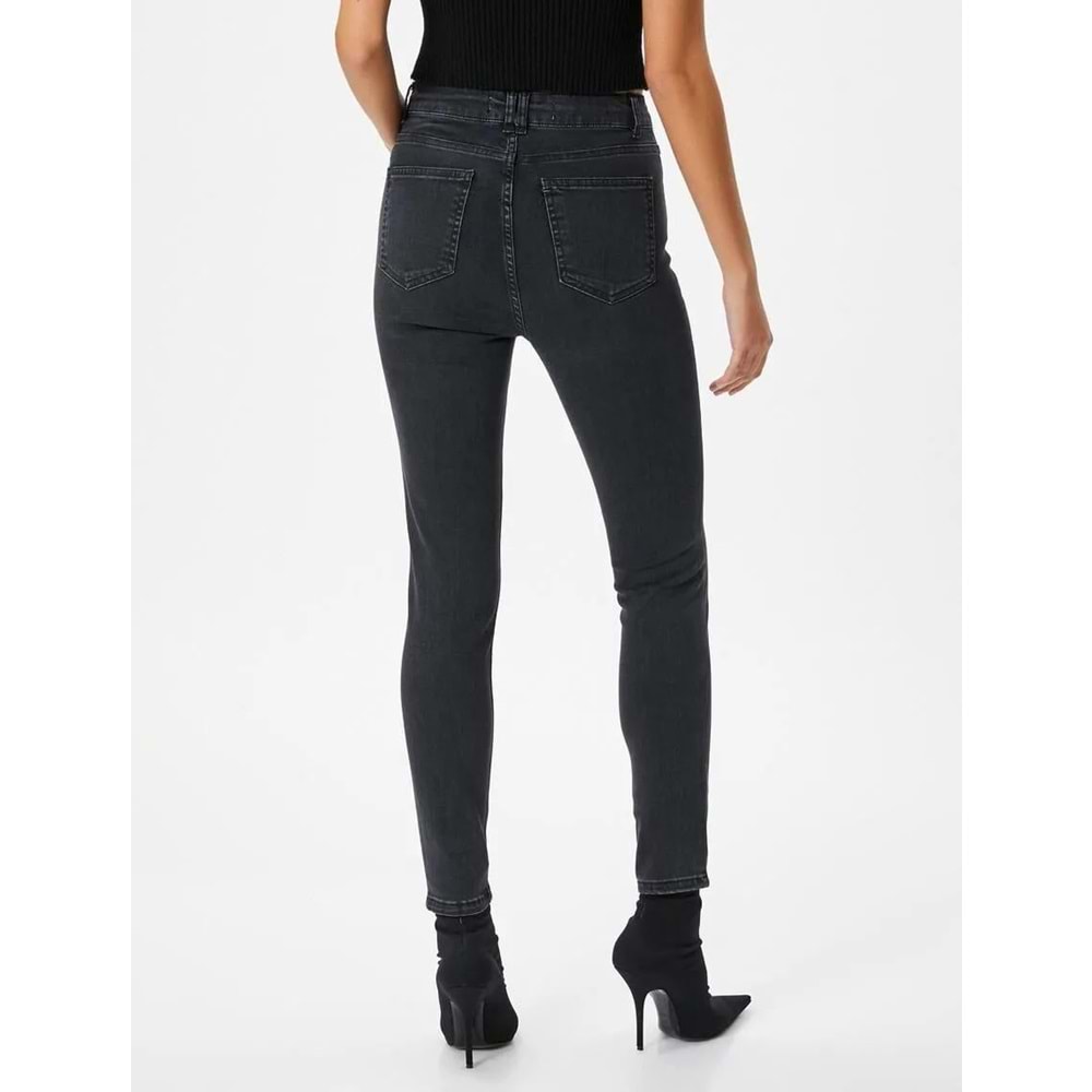 Yüksek Bel Kot Pantolon Dar Paça Dar Kesim Cepli Hafif Esneyen Pamuklu - Carmen Jean - KOTON - 4WAL40268MD - SİYAH - 25/32