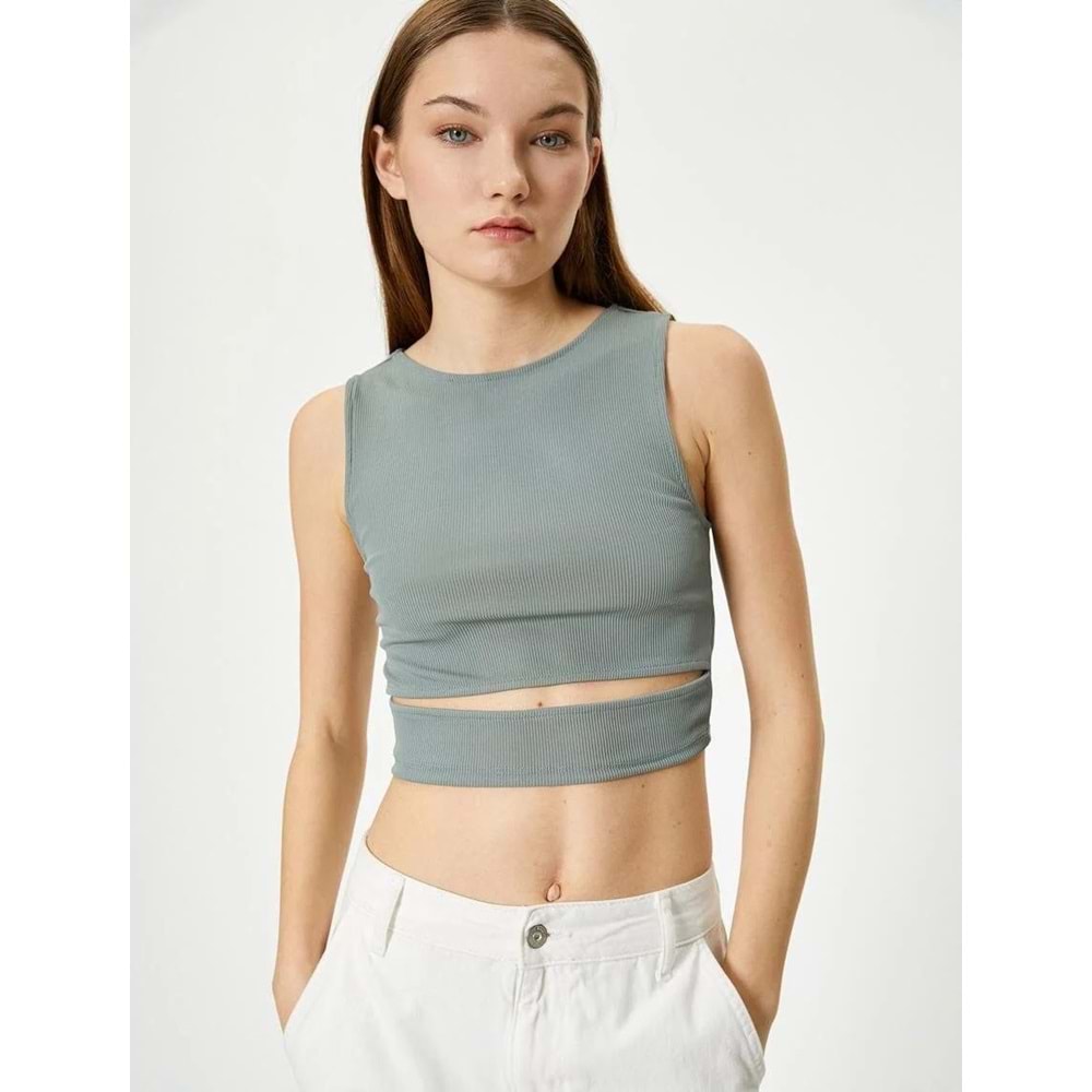 Pencere Detaylı Kısa Atlet Slim Fit Bisiklet Yaka - KOTON - 4SAL30107IK - HAKİ - L