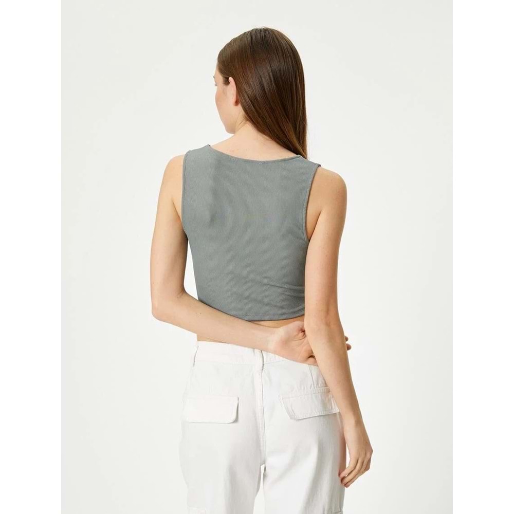 Pencere Detaylı Kısa Atlet Slim Fit Bisiklet Yaka - KOTON - 4SAL30107IK - HAKİ - L