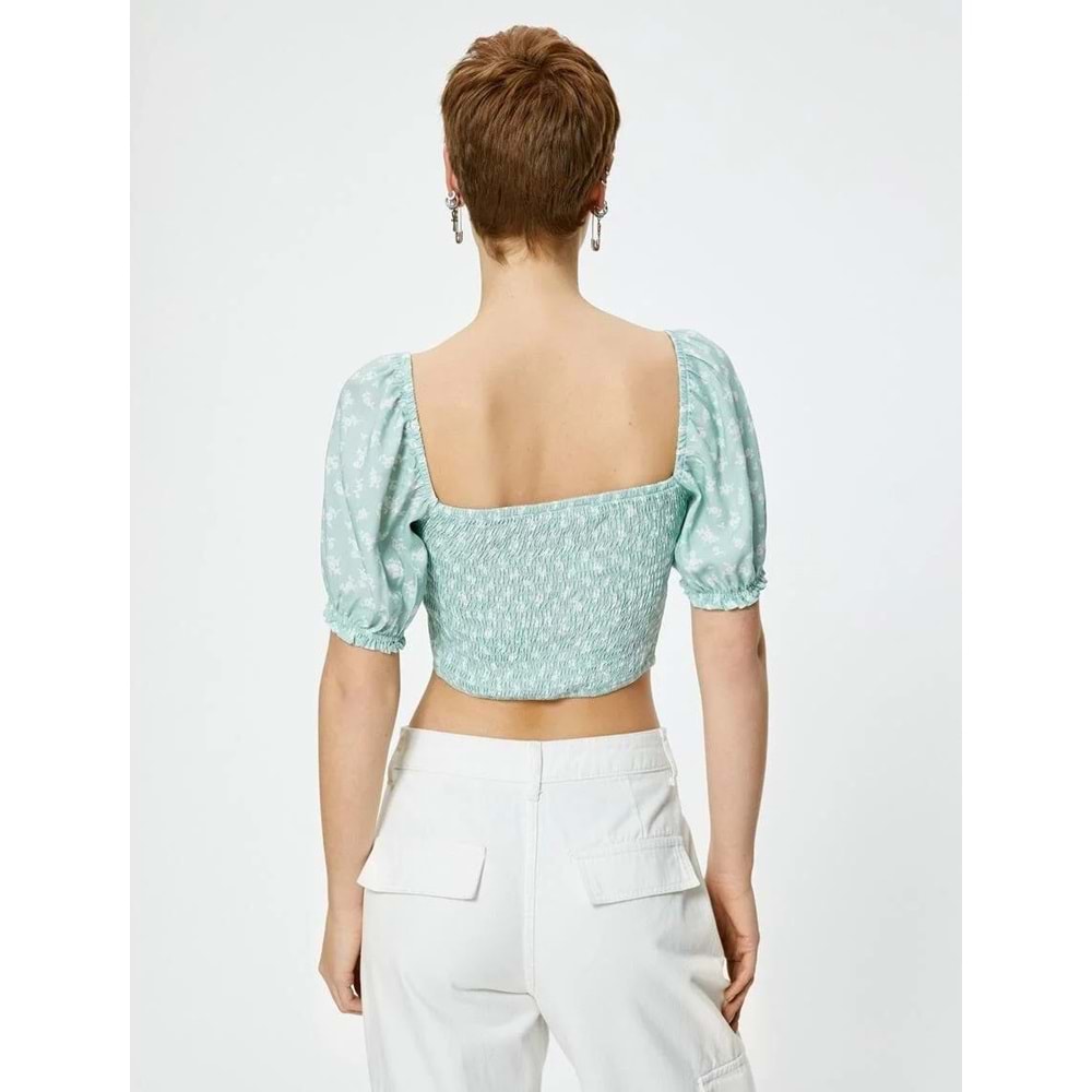 Balon Kol Crop Bluz Çiçekli Düğmeli V Yaka Viskoz Kumaş - KOTON - 4SAL60014IW - YEŞİL DESENLİ - 40