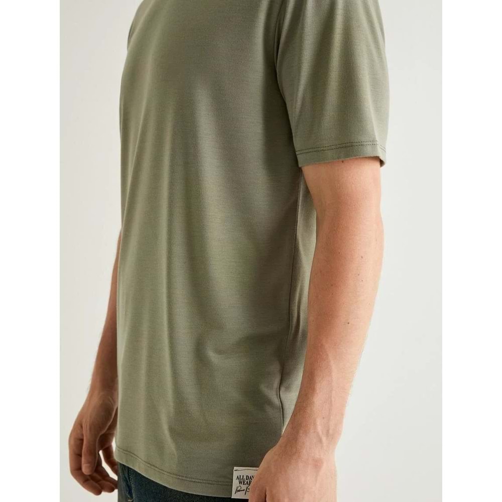 Basic Tişört Kısa Kollu Bisiklet Yaka Slim Fit - KOTON - 4SAM10276HK - HAKİ - S