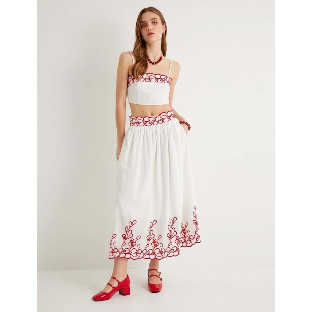 Kadın Giyim Koton X Tuba Ünsal - Floral İşleme Detaylı Büstiyer İnce Askılı Pamuklu - KOTON - 4SAK30050UW - KIRMIZI DESENLİ - 36