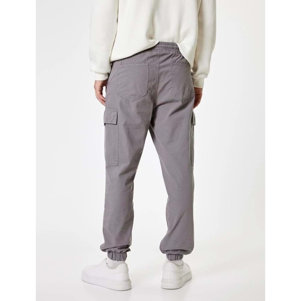 Erkek Giyim Jogger Pantolon Kargo Cep Detaylı Beli Bağcıklı Pamuklu - KOTON - 5WAM40004HW - GRİ - 38