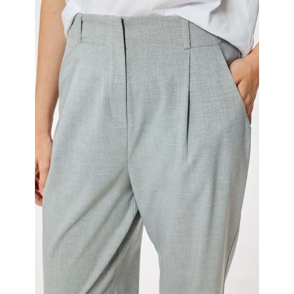 Kumaş Pantolon Crop Paça Cepli Pile Detaylı - KOTON - 5WAK40008PW - GRİ - 44