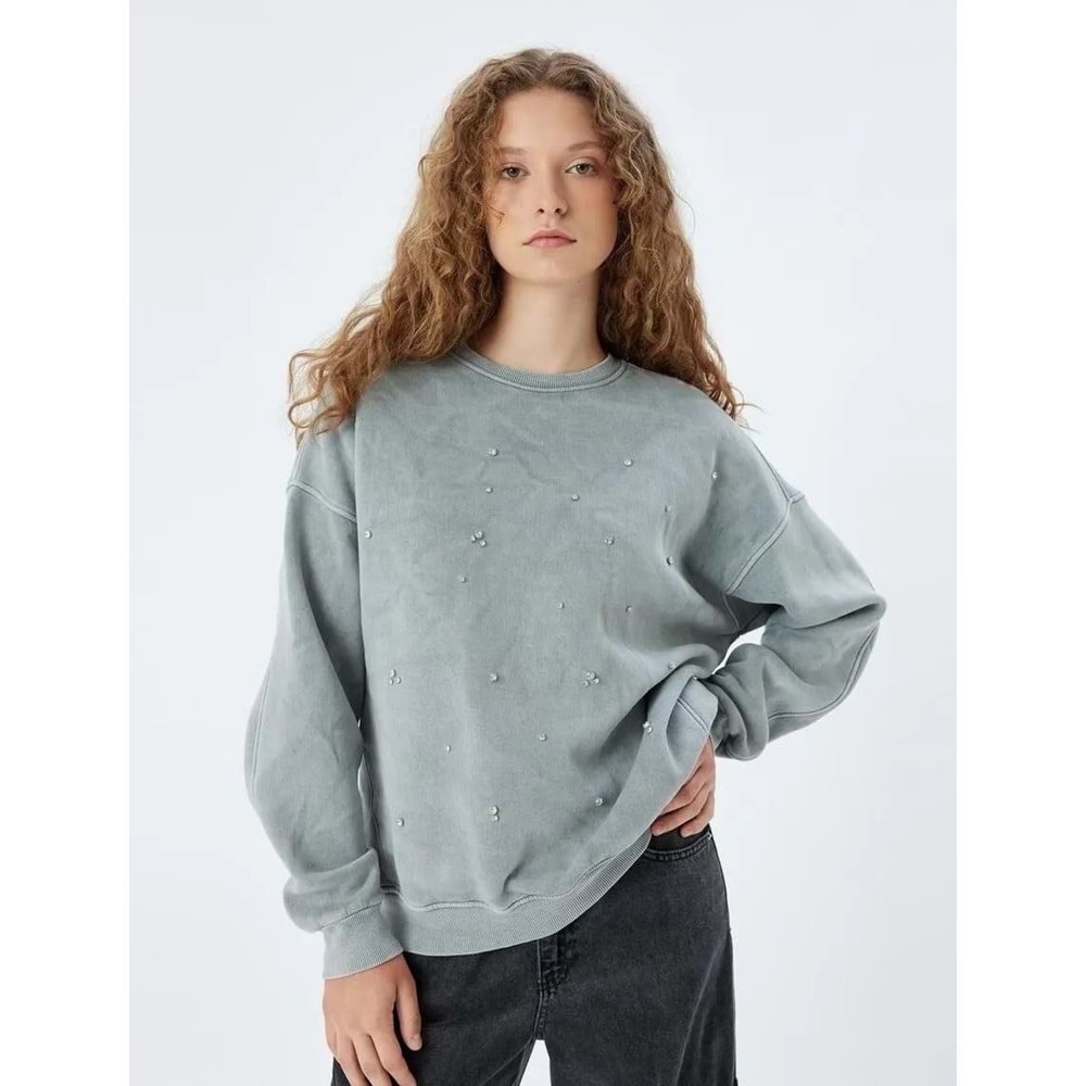 Oversize Sweatshirt Bisiklet Yaka Taş Detaylı Yıkamalı