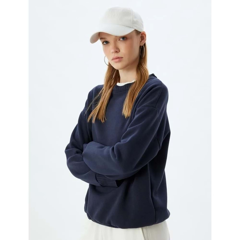 Basic Oversize Sweatshirt Uzun Kollu Bisiklet Yaka 5WAL10183IK