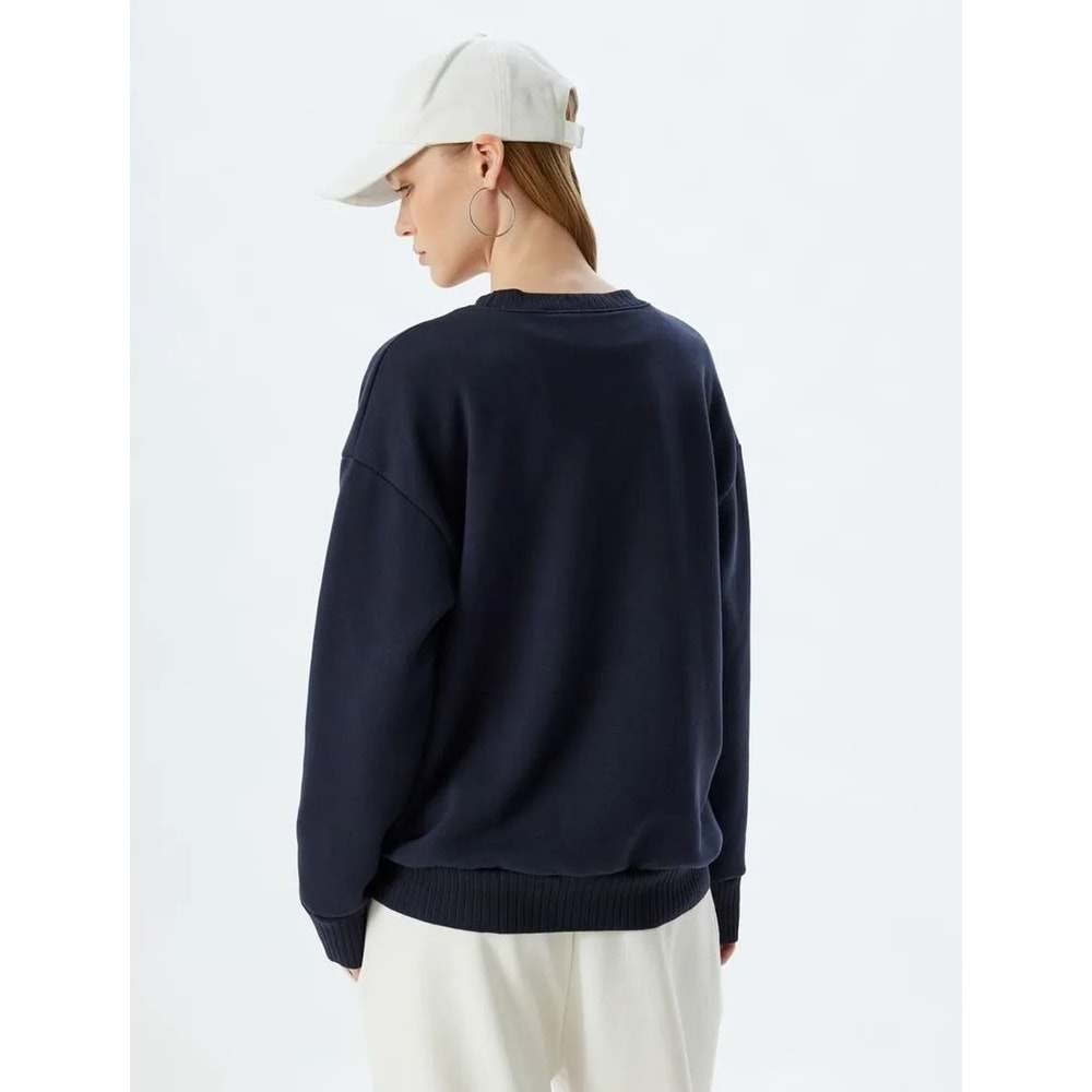 Basic Oversize Sweatshirt Uzun Kollu Bisiklet Yaka 5WAL10183IK