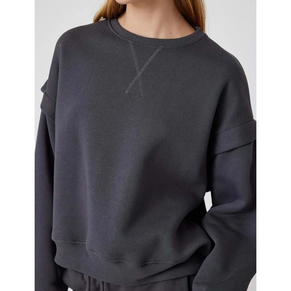 Basic Oversize Sweatshirt Uzun Kollu Bisiklet Yaka Dikiş Detaylı 5WAL10209IK