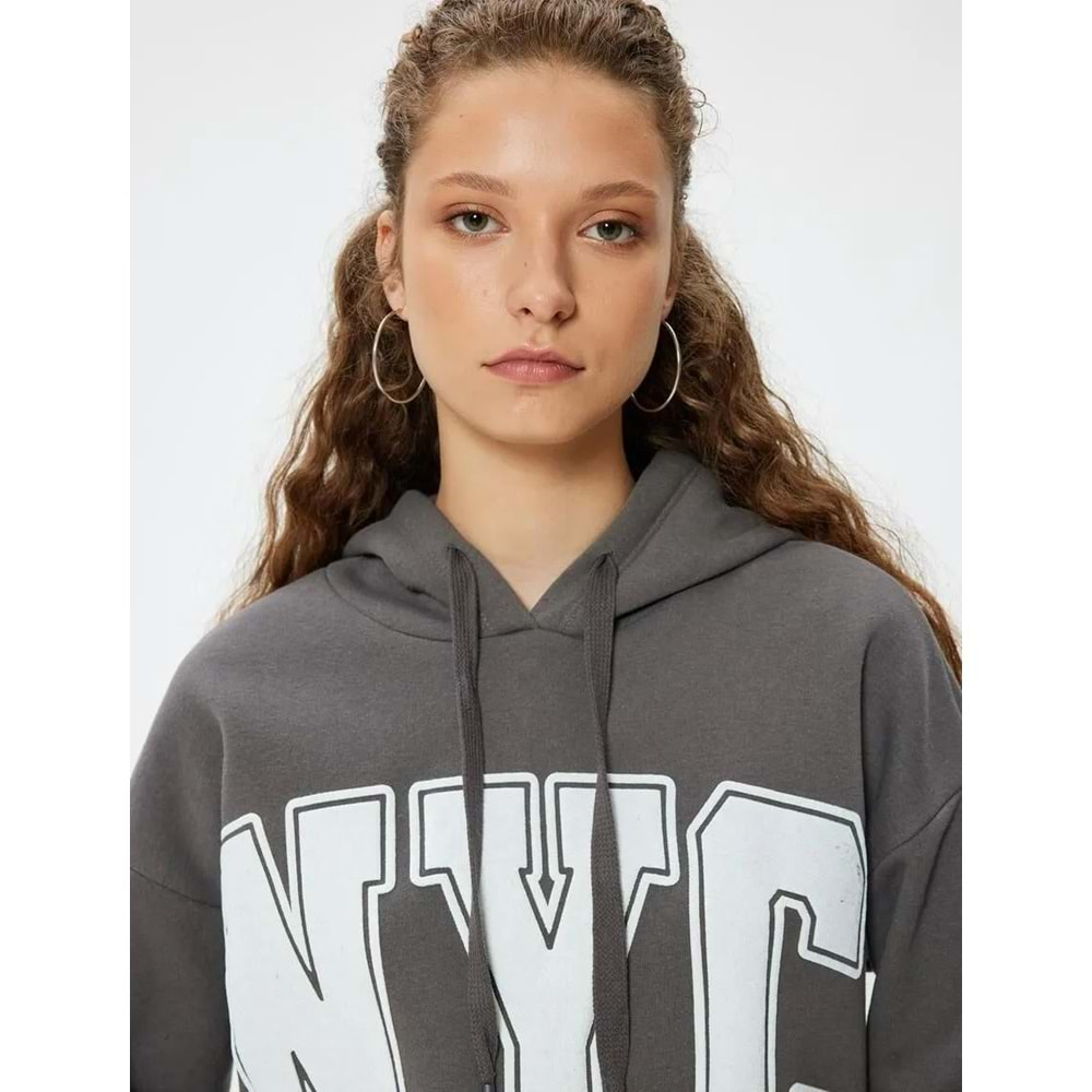 Oversize Kapüşonlu Sweatshirt Kolej Baskılı Şardonlu 5WAL10165IK