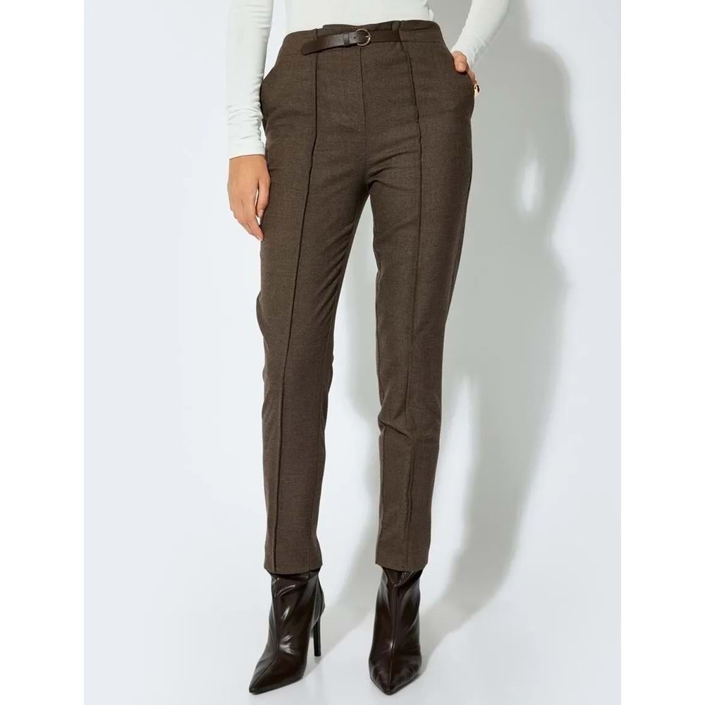 Kadın Giyim Nervürlü Kumaş Pantolon Cigarette Form 5WAK40127UW - KOTON - 5WAK40127UW - KAHVERENGİ - 34