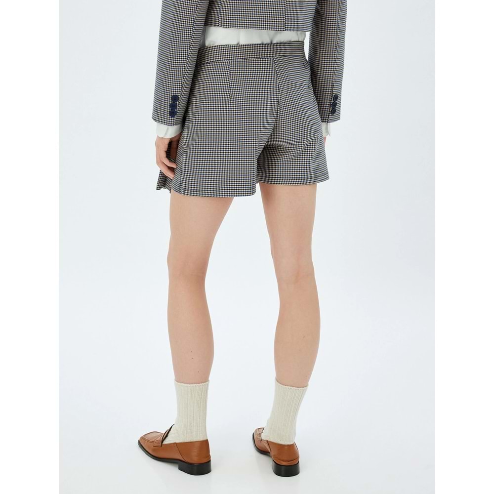 Kadın Giyim Koton X Sima Tarkan - Standart Bel Pileli Mini Şort Etek - KOTON - 5WAK40138PW - MAVİ EKOSE - 36