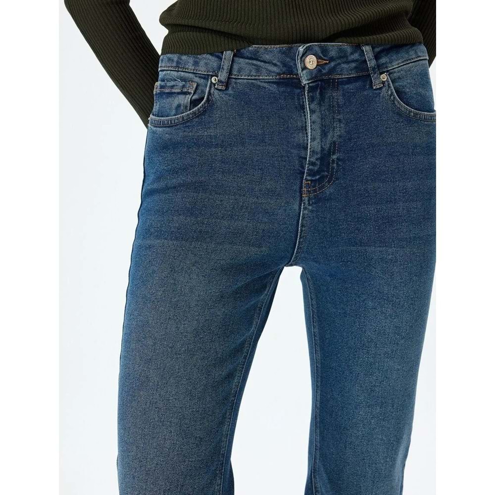 İspanyol Paça Normal Bel Crop Kot Pantolon Dar Kalıp 5SAL40030MD - KOTON - ORTA İNDİGO - 27/32