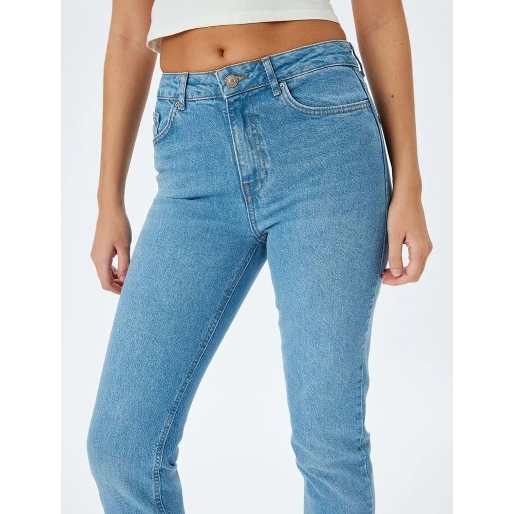 Düz Paça Düğmeli Kot Pantolon - Slim Straight Fit Jean 5SAL40056MD