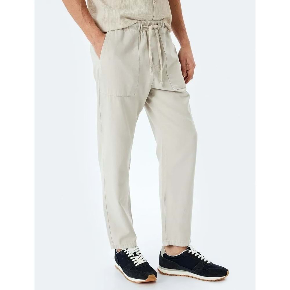 Beli Bağcıklı Cep Detaylı Pamuklu Chino Pantolon 5SAM40023HW