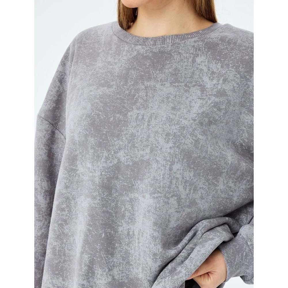 Soyut Baskılı Oversize Yıkamalı Bisiklet Yaka Sweatshirt 5SAL10533IK - KOTON - GRİ DESENLİ - S