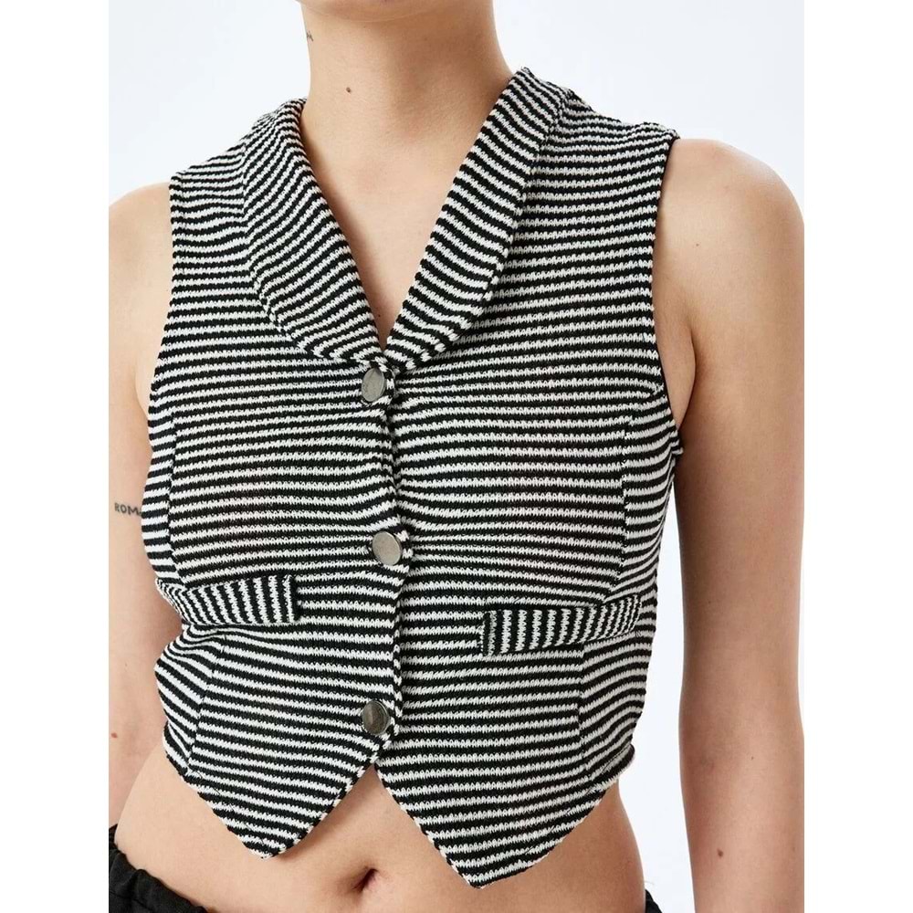 V Yaka Düğmeli Slim Fit Crop Triko Yelek 5SAL90013IK - KOTON - SİYAH ÇİZGİLİ - L