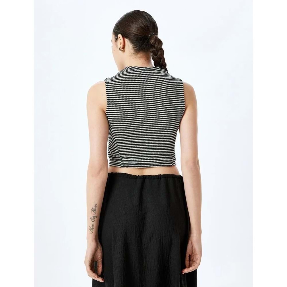 V Yaka Düğmeli Slim Fit Crop Triko Yelek 5SAL90013IK - KOTON - SİYAH ÇİZGİLİ - L