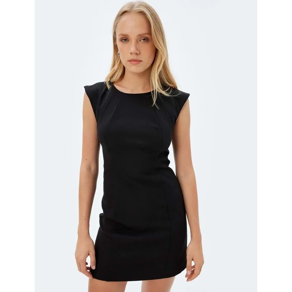 Yuvarlak Yaka Kolsuz Mini Elbise 5WAK80052UW
