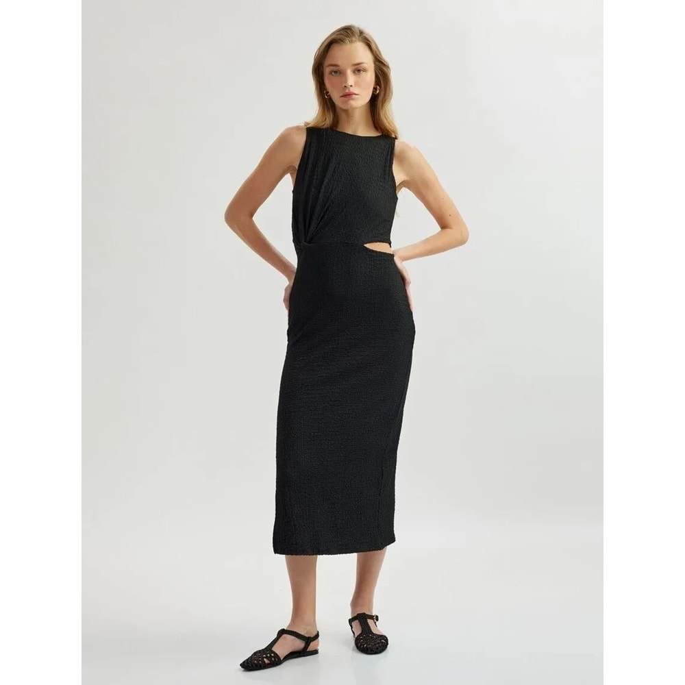 Yırtmaçlı Kolsuz Midi Boy Kalem Elbise 5SAK80141EK