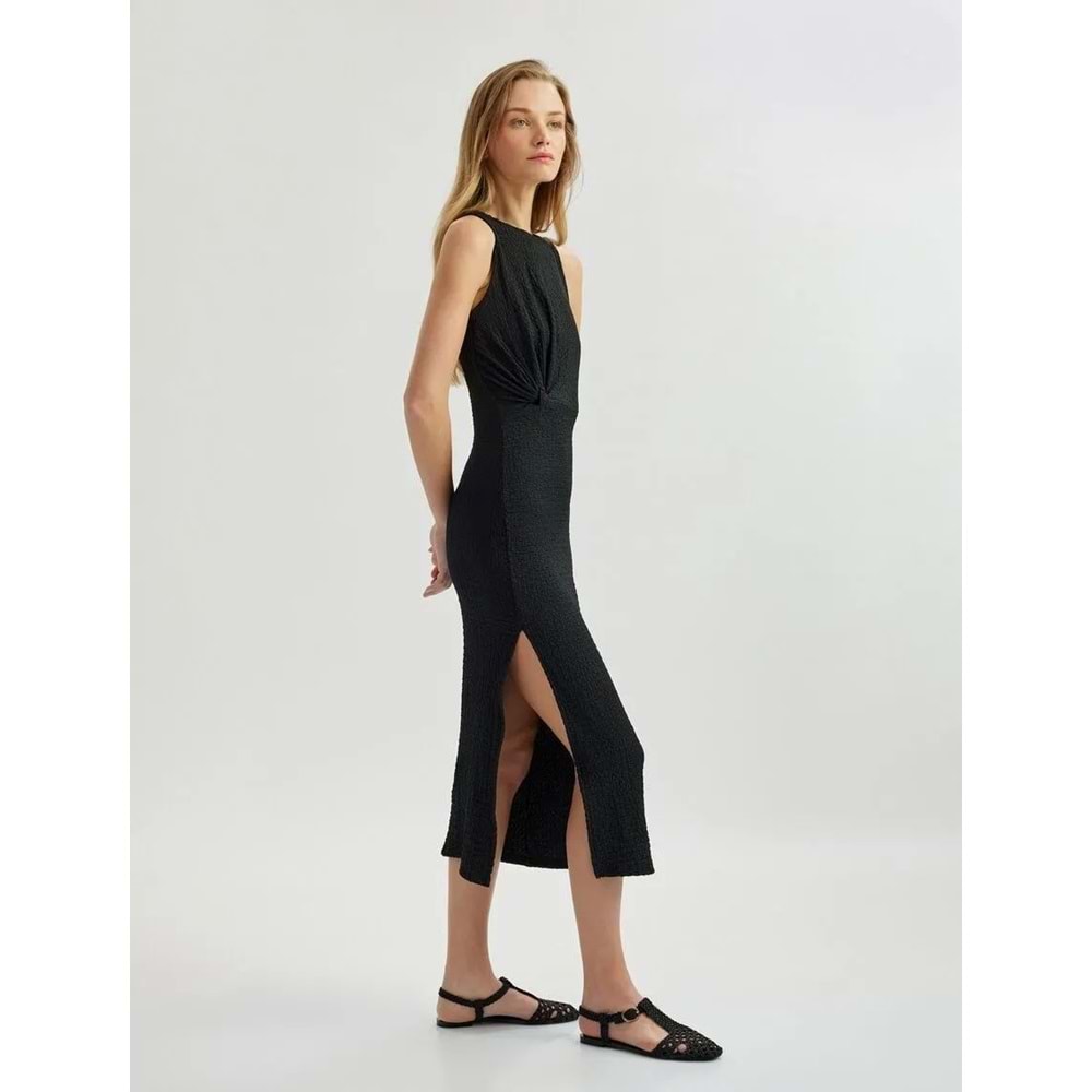 Yırtmaçlı Kolsuz Midi Boy Kalem Elbise 5SAK80141EK