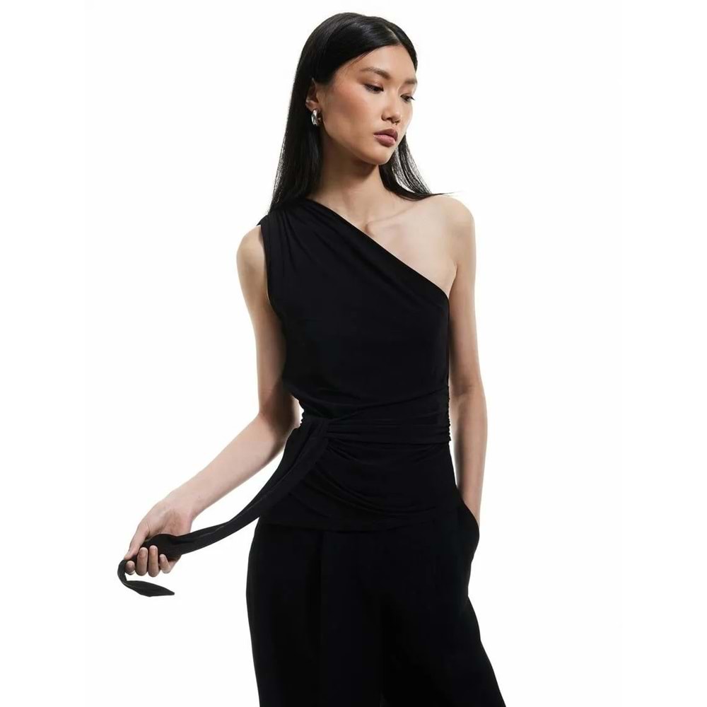 Drape Detaylı Tek Omuz Bluz 5SAK10043EK - KOTON - SİYAH - L
