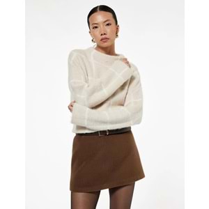 Kadın Giyim Uzun Kollu Dik Yaka Kareli Triko Peluş Kazak - KOTON - 6WAK90073HT - EKRU EKOSE - M