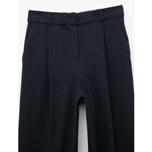 Kadın Giyim Cepli Viskon Karışımlı Yüksek Bel Palazzo Pantolon - KOTON - 6SAK40179UW - LACİVERT ÇİZGİLİ - 38