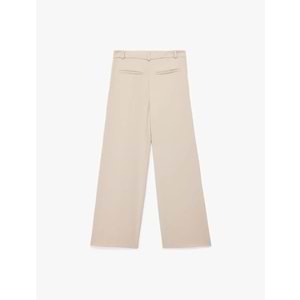 Kadın Giyim Krep Kumaş Pile Detaylı Cepli Yüksek Bel Palazzo Pantolon - KOTON - 6SAK40183UW - BEJ - 40