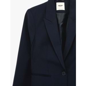 Kadın Giyim Düğmeli Cepli Geniş Yaka Krep Blazer Ceket - KOTON - 6SAK50039UW - LACİVERT - 34