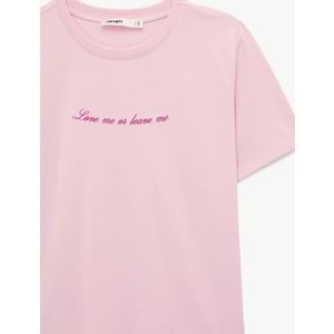 Kadın Giyim Regular Fit Kısa Kollu Baskılı Bisiklet Yaka Baskılı Tişört - KOTON - 6SAK50094EK - PEMBE - M