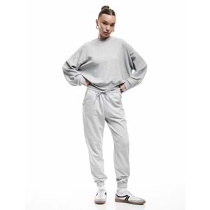 Kadın Giyim Şardonlu Dikiş Detaylı Beli Bağcıklı Cepli Rahat Kalıp Jogger Eşofman Altı - KOTON - 6WAL40023IK - GRİ - XS