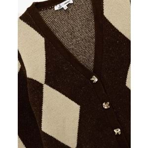 Kadın Giyim V Yaka Uzun Kollu Baklava Desenli Triko Hırka - KOTON - 6WAL90080HT - KAHVERENGİ DESENLİ - M