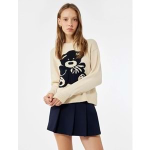 Kadın Giyim Ayıcık İşlemeli Uzun Kollu Bisiklet Yaka Triko Kazak - KOTON - 6WAL90081HT - BEJ DESENLİ - L