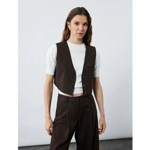 Kadın Giyim Kolsuz Cepli V Yaka Düğmeli Crop Yelek - KOTON - 6WAK20011PW - KAHVERENGİ ÇİZGİLİ - 36