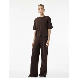 Kadın Giyim Regular Fit Kısa Kollu Bisiklet Yaka Basic Tişört - KOTON - 6WAK50088EK - KAHVERENGİ - S