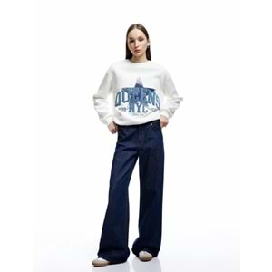 Kadın Giyim Uzun Kollu Bisiklet Yaka Üç İplik Şardonlu Baskılı Oversize Sweatshirt - KOTON - 6WAL10127IK - EKRU - M