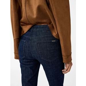 Kadın Giyim Normal Bel Dar Kalıp Cepli İspanyol Paça Jean Pantolon - Flare Jeans - KOTON - 6WAL40085MD - KOYU İNDİGO - 30/32