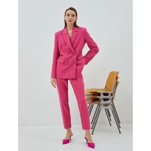 Kadın Giyim Basic Cigarette Kumaş Pantolon Pileli Cepli 3SAK40066UW Pembe