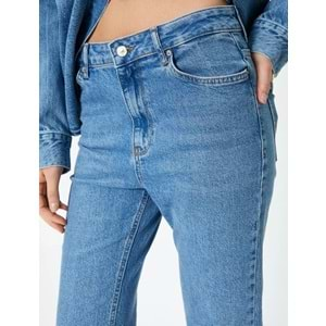 Kısa İspanyol Paça Kot Pantolon - Victoria Crop Flare Jeans 4SAL40309MD