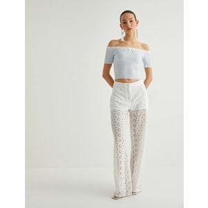 Koton X Sibil Çetinkaya - Omzu Açık Bluz Fiyonk ve Dantel Detaylı İnce Triko - KOTON - 4SAK90191HT - MAVİ ÇİZGİLİ - XL