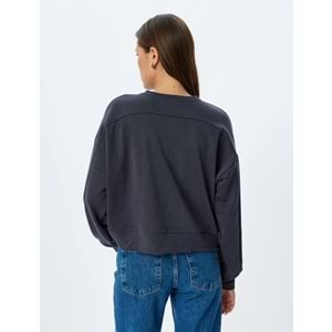 Basic Sweatshirt Uzun Kollu Bisiklet Yaka 5WAK10063EK