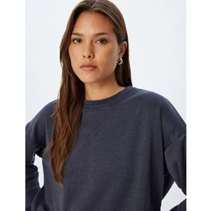 Basic Sweatshirt Uzun Kollu Bisiklet Yaka 5WAK10063EK