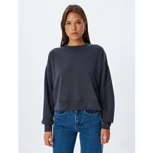 Basic Sweatshirt Uzun Kollu Bisiklet Yaka 5WAK10063EK