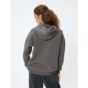 Oversize Kapüşonlu Sweatshirt Kolej Baskılı Şardonlu 5WAL10165IK